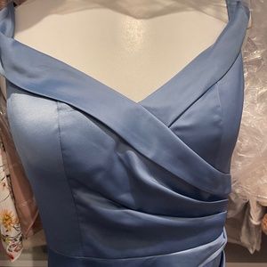 Galina Signature off-the-shoulder Mermaid Dress